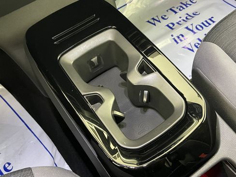 Used 2022 Volkswagen ID.4 Pro image 29