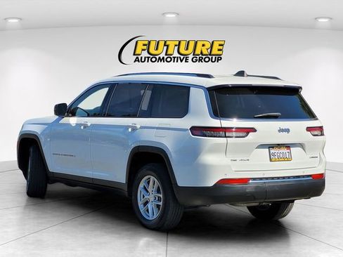 Used 2023 Jeep Grand Cherokee L Laredo image 6