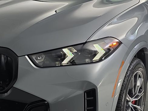 New 2026 BMW X5 xDrive50e w/ M Sport Package AWD/4WD image 31