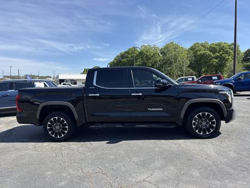 Used 2022 Toyota Tundra Limited AWD/4WD image 8
