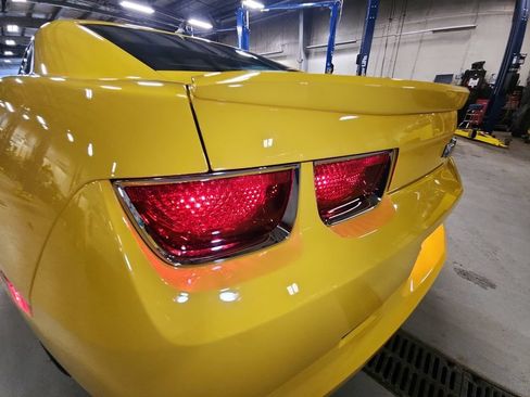 Used 2010 Chevrolet Camaro SS w/ LPO, Ground Effects Package RWD image 30
