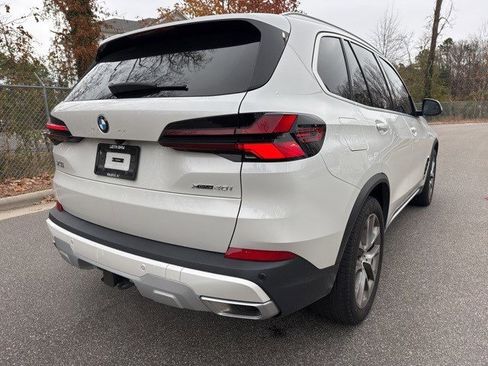 Certified 2024 BMW X5 xDrive40i w/ Premium Package image 8