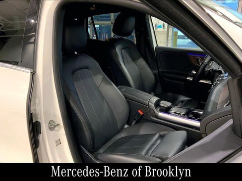 Used 2023 Mercedes-Benz GLA 250 4MATIC image 11