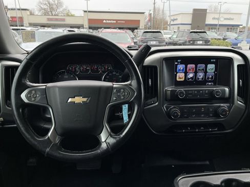 Used 2018 Chevrolet Silverado 1500 LT w/ Trailering Package AWD/4WD image 23