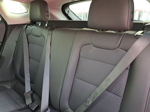 Used 2025 Chevrolet Trax LT image 22