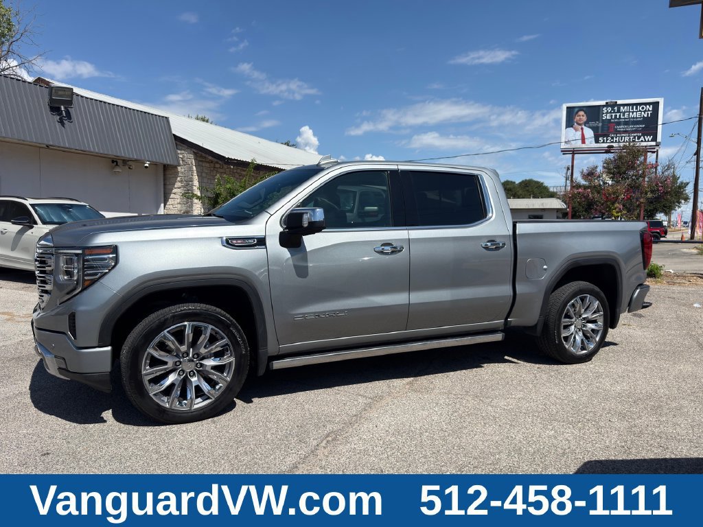 Used 2024 GMC Sierra 1500 Denali AWD/4WD image 6