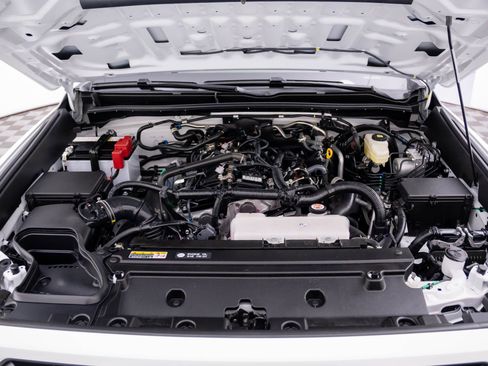 Used 2025 Toyota 4Runner SR5 image 34