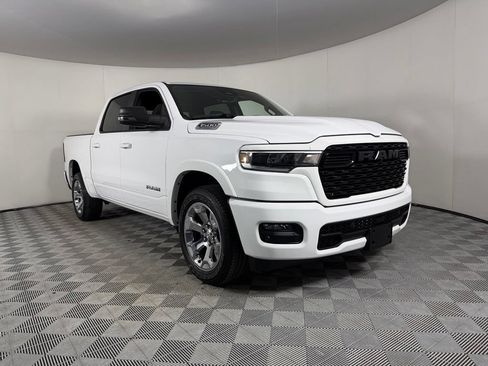 Used 2025 RAM 1500 Big Horn RWD image 5