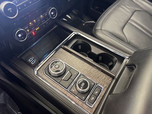 Used 2018 Ford Expedition Limited w/ Equipment Group 302A image 22