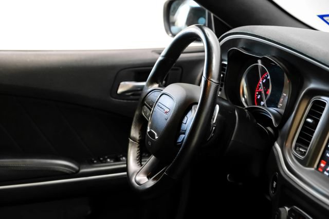 Used 2022 Dodge Charger Scat Pack w/ Harman/Kardon Audio Group RWD image 16