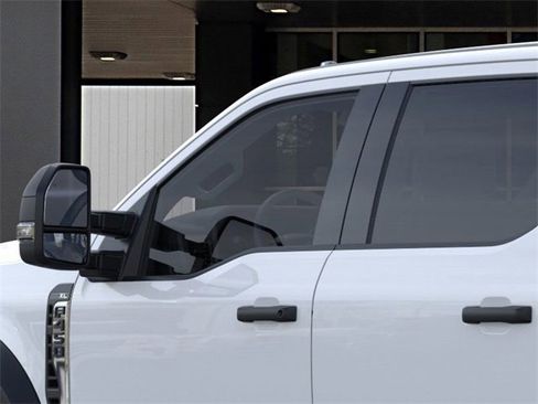 New 2025 Ford F450 XL w/ XL Chrome Package image 20