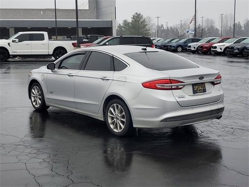 Used 2018 Ford Fusion Energi SE image 4