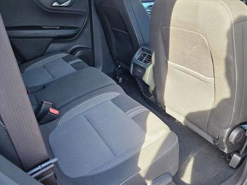 Used 2025 Chevrolet Blazer LT image 17