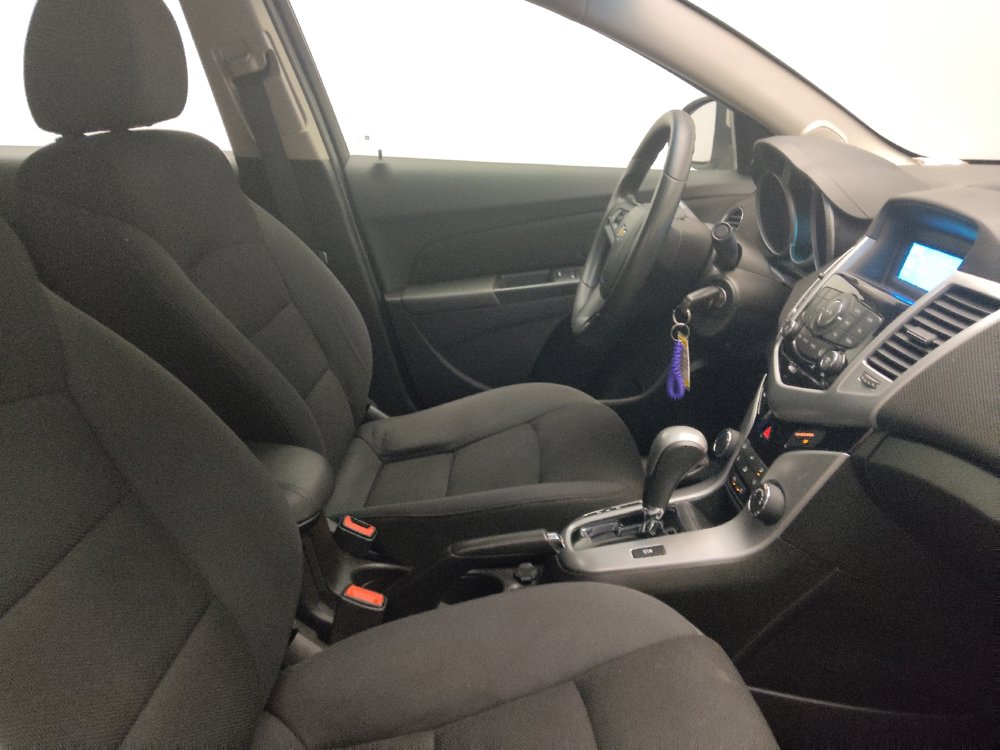 Used 2016 Chevrolet Cruze LT FWD image 21