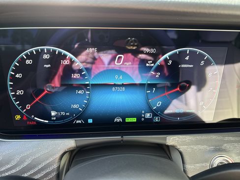 Used 2022 Mercedes-Benz E 450 4MATIC Sedan image 8