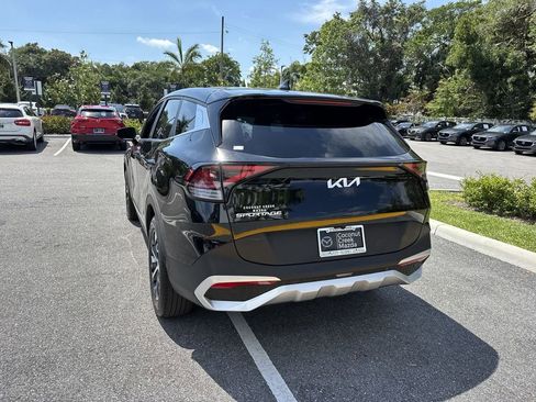 Used 2024 Kia Sportage EX image 14