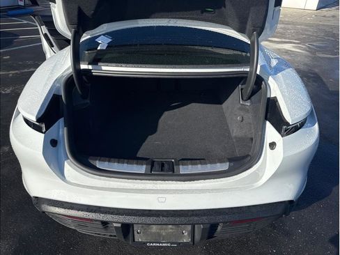 Used 2020 Porsche Taycan 4S image 26