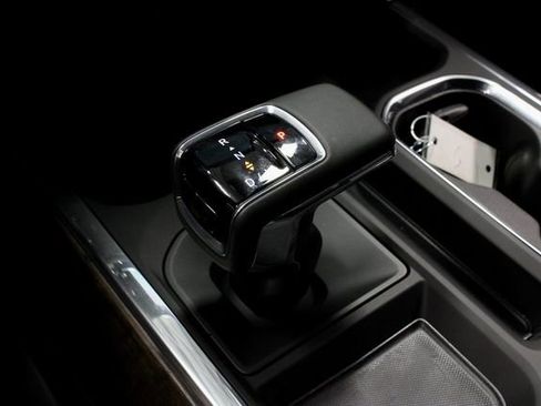 Used 2025 Chevrolet Silverado 1500 High Country w/ Technology Package image 38