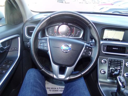 Used 2016 Volvo S60 T5 Premier image 45