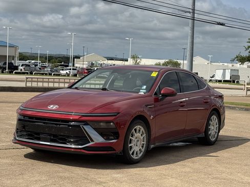 Used 2024 Hyundai Sonata SEL FWD image 8