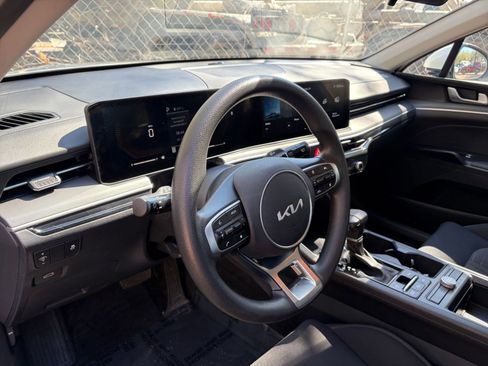 Used 2025 Kia K5 LXS image 30