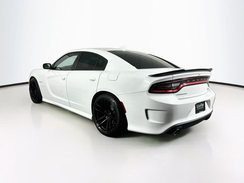 Used 2022 Dodge Charger R/T w/ Plus Group RWD image 5