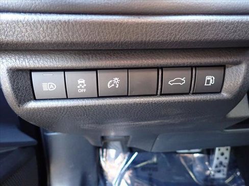 Used 2025 Toyota Camry XSE AWD/4WD image 14