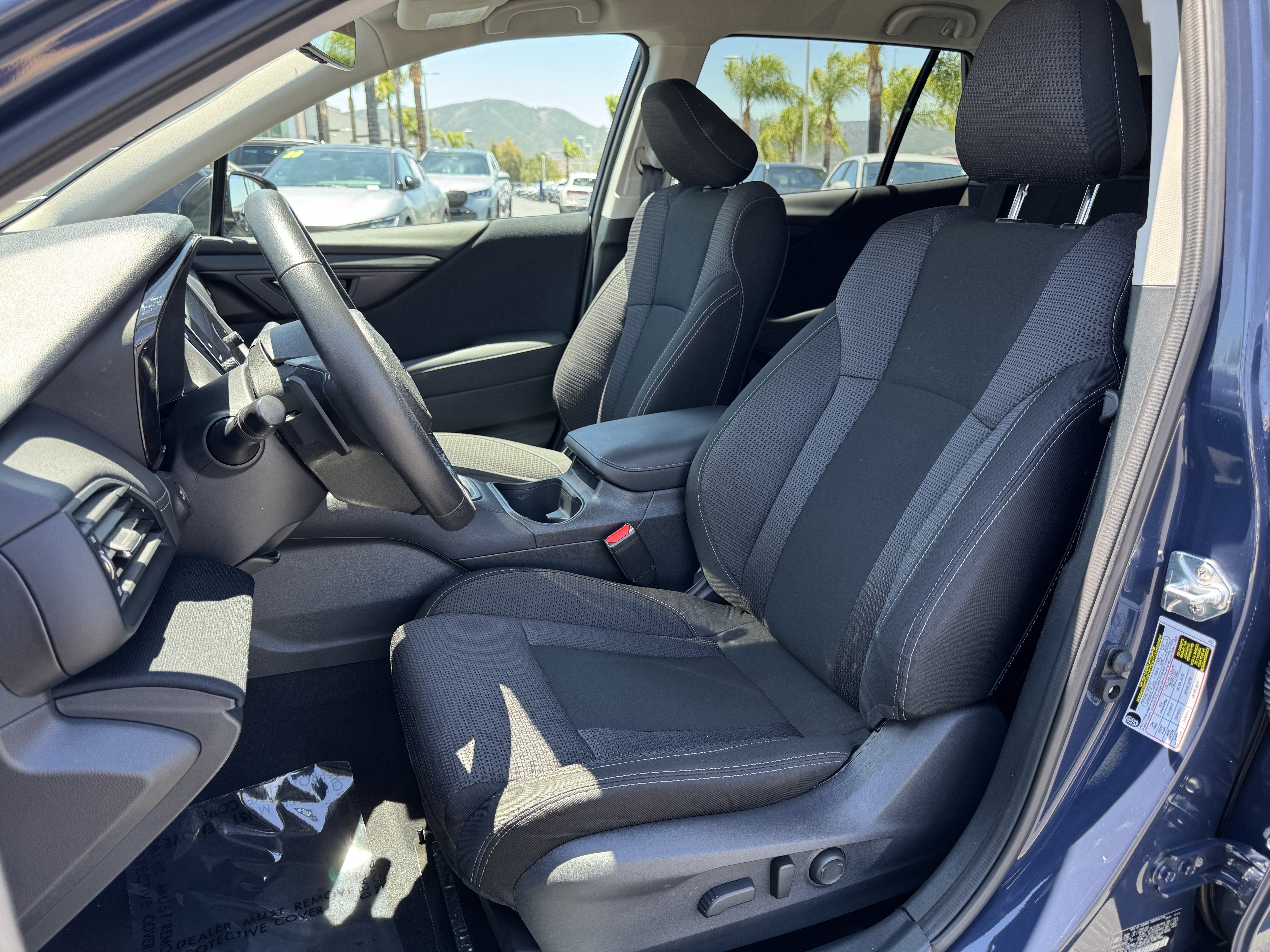 Used 2025 Subaru Outback Premium AWD/4WD image 14