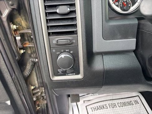 Used 2015 RAM 1500 ST w/ SXT Appearance Group image 19