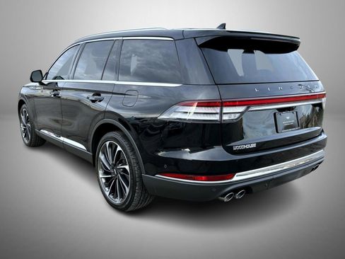 Used 2020 Lincoln Aviator Reserve w/ Equipment Group 202A image 7