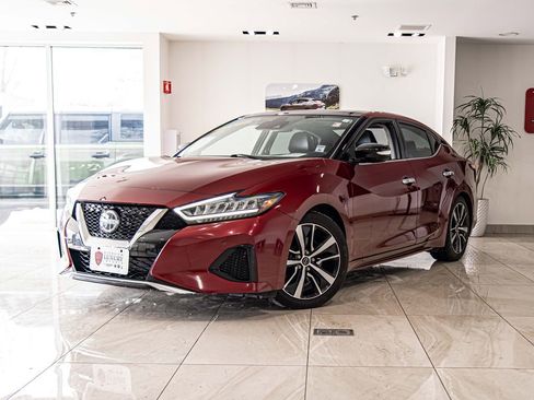 Used 2023 Nissan Maxima SL FWD image 1
