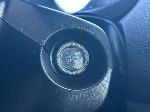 Used 2023 Jeep Renegade Altitude w/ Convenience Group I AWD/4WD image 26