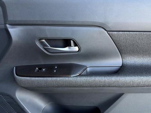 New 2026 Nissan Kicks SV w/ Charging Package FWD image 19