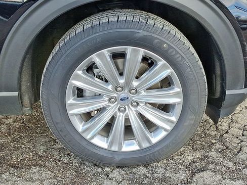 Used 2022 Ford Explorer Limited w/ Hybrid Equipment Group 310A AWD/4WD image 8