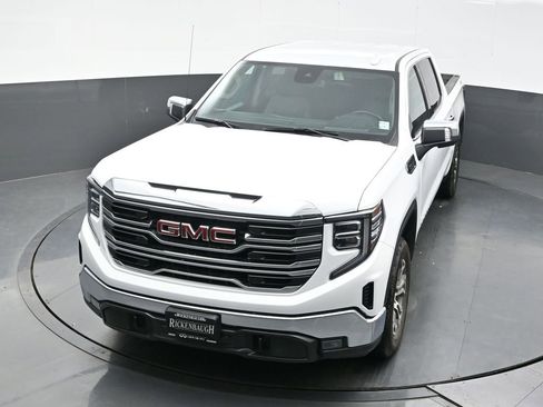 Used 2025 GMC Sierra 1500 SLT image 29