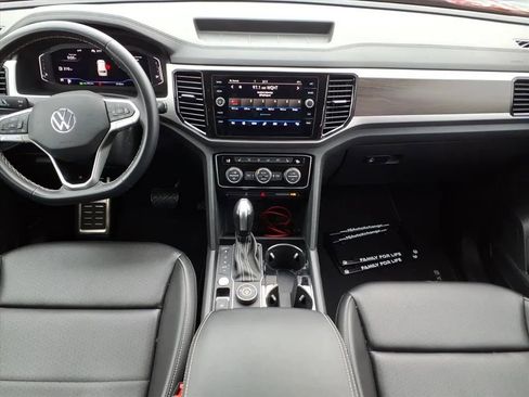 Used 2022 Volkswagen Atlas SE image 19