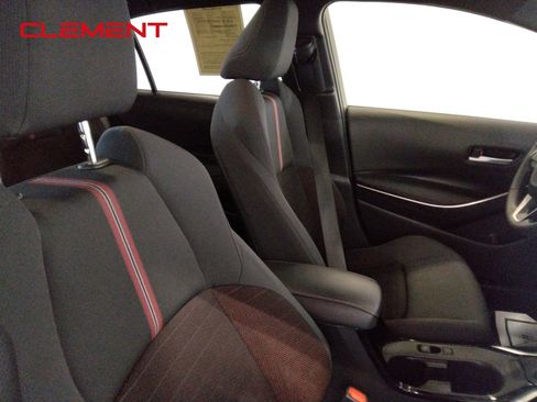 Used 2024 Toyota Corolla SE image 38