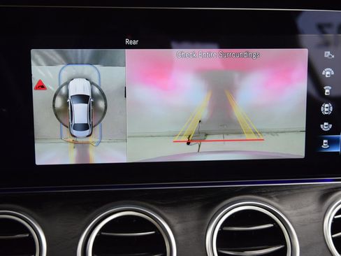 Used 2022 Mercedes-Benz E 350 Sedan image 33