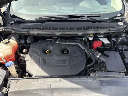 Used 2016 Ford Edge SEL w/ Equipment Group 201A AWD/4WD image 16