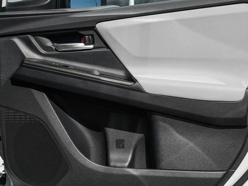 New 2026 Subaru Solterra AWD/4WD image 9