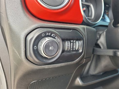 Used 2019 Jeep Wrangler Unlimited Rubicon image 24