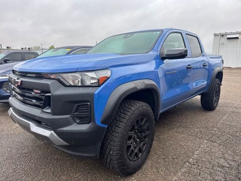 Used 2025 Chevrolet Colorado Trail Boss image 1