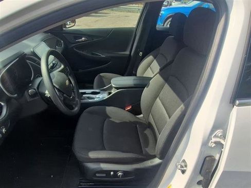 Certified 2025 Chevrolet Malibu LT image 58