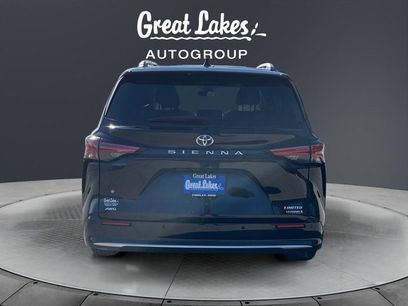 Used 2022 Toyota Sienna Limited
