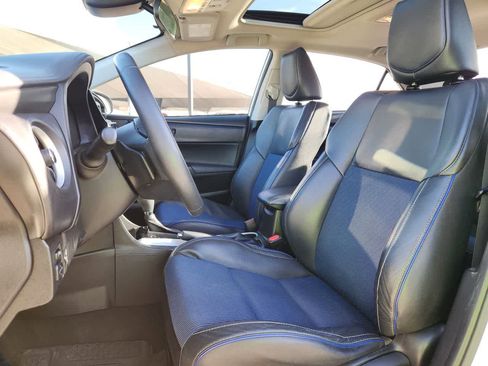 Used 2017 Toyota Corolla SE w/ SE Premium Package image 15