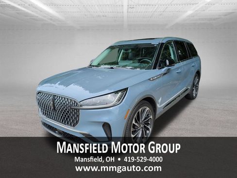 Used 2025 Lincoln Aviator Reserve w/ Equipment Group 201A AWD/4WD image 1