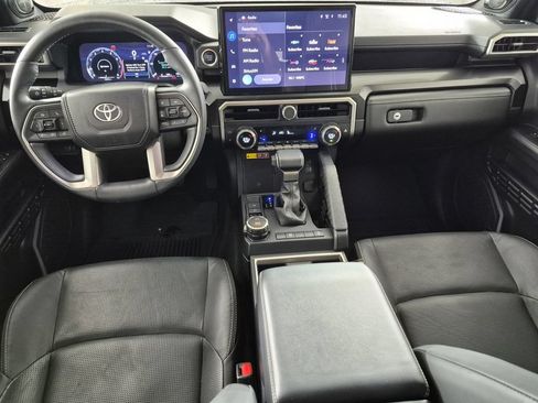 Used 2025 Toyota 4Runner Limited AWD/4WD image 24