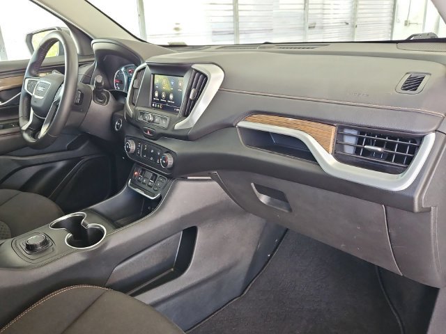Used 2021 GMC Terrain SLE FWD image 28