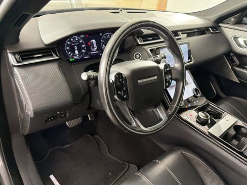 Used 2019 Land Rover Range Rover Velar R-Dynamic SE AWD/4WD image 4
