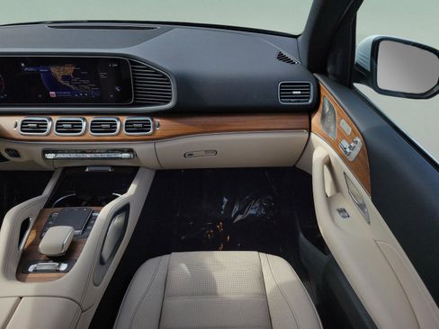 Certified 2026 Mercedes-Benz GLE 580 GLE 580 image 13